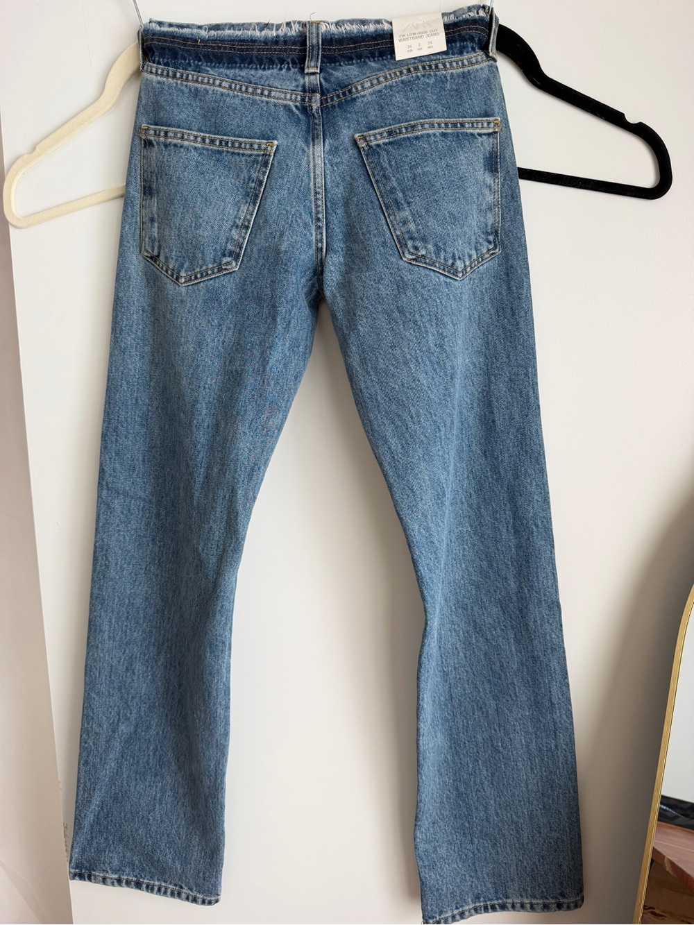 Zara Low Rise Jean - Picture 3 of 5